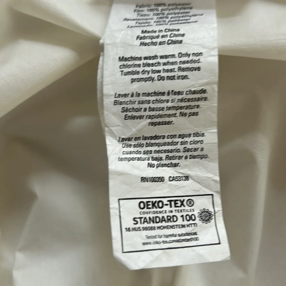 Simply Essential Twin XL Zipper Closure Bed Bug Allergen Mattress Protector